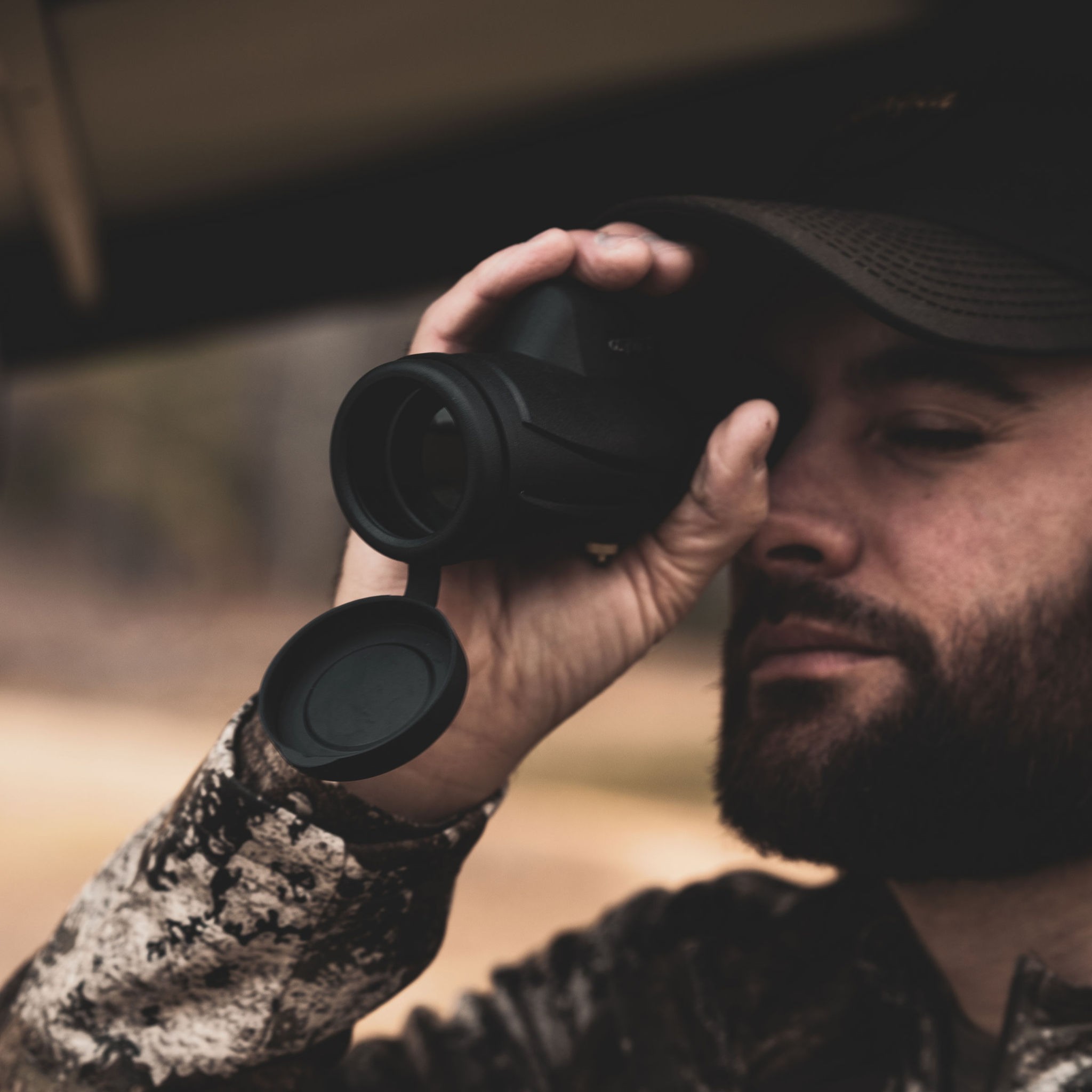 Lifestyle_4_MON8x42 8x42 Monocular - Image 6